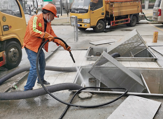 南林乡隔油池清理